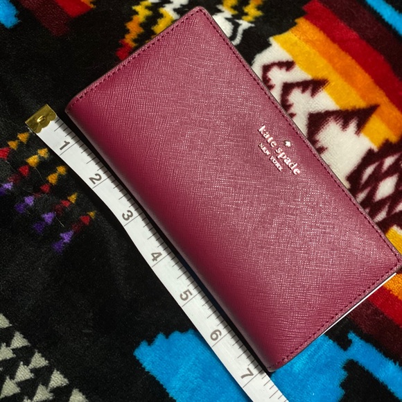 *SOLD* KATE SPADE Laurel Way Wallet - Picture 3 of 7